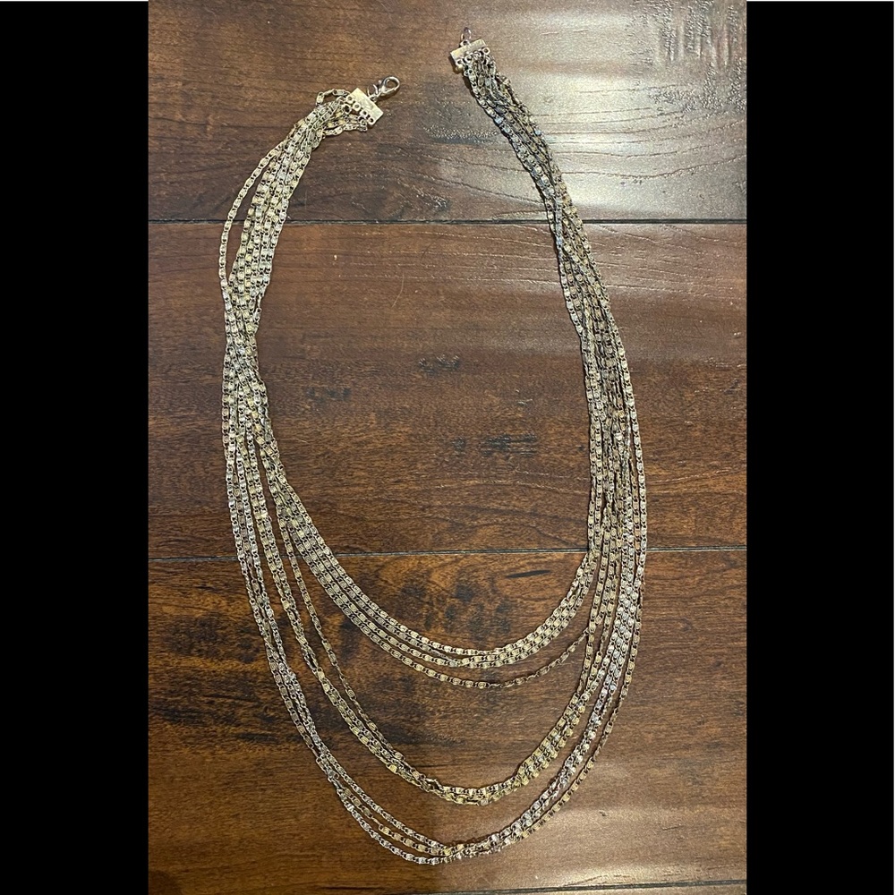Pretty necklace